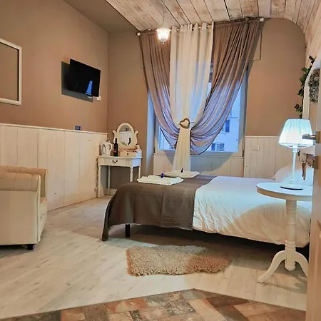 Lecco Lake Bed & Breakfast Lecco