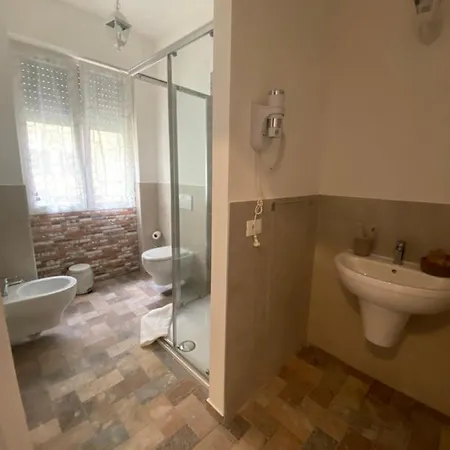 - Affitti Brevi Italia Oda ve Kahvaltı 4*