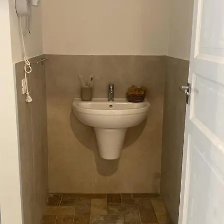 - Affitti Brevi Italia Oda ve Kahvaltı 4*