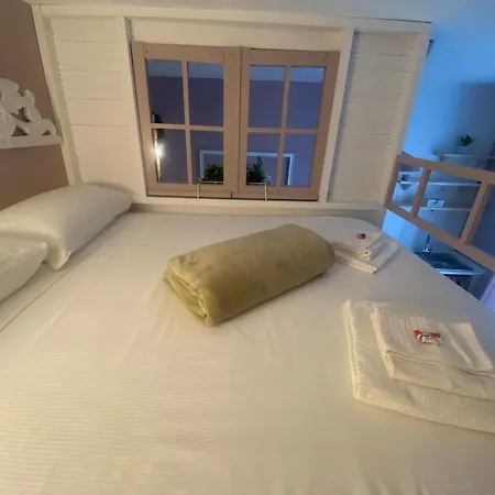 Lecco Lake Bed & Breakfast *