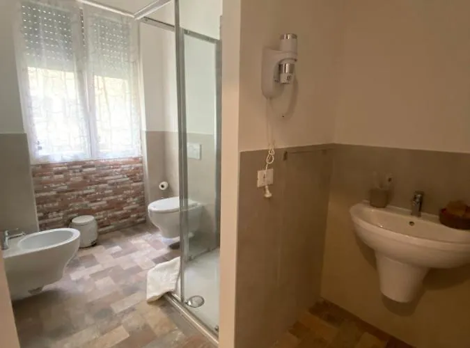 Lecco Lake Bed & Breakfast 4*